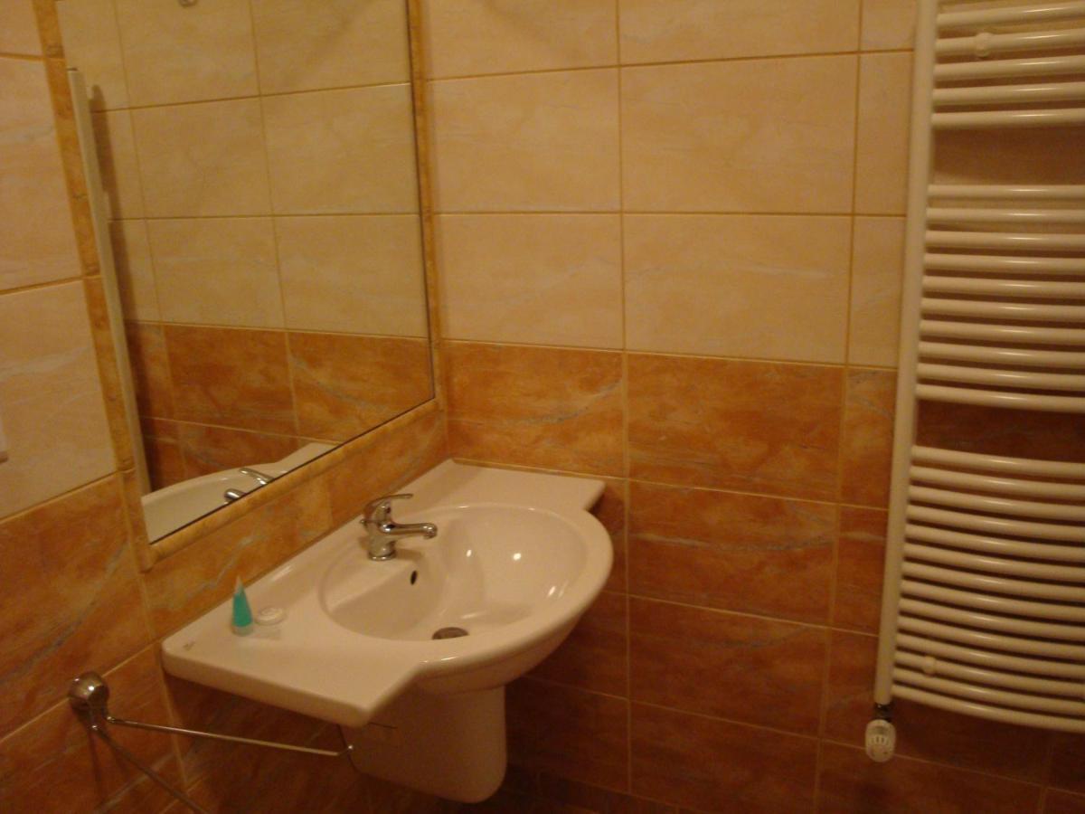 Lazne Evzenie 호텔 Klášterec nad Ohří 객실 사진